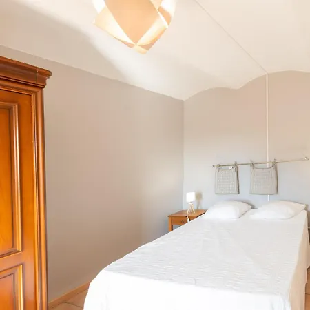 Belle Maison En Pierre Avec Piscine *