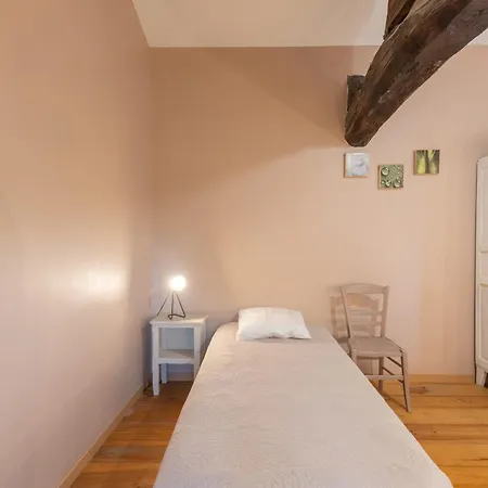 Belle Maison En Pierre Avec Piscine 펜션 Berrias-et-Casteljau